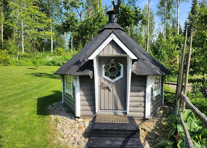 Feriehus Salonkylae *